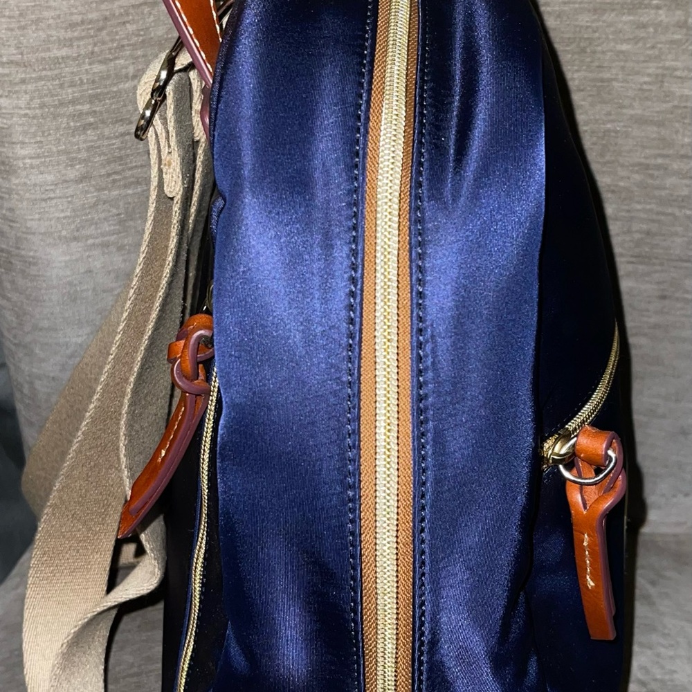 Cubs dooney and bourke backpack and wallet - Picture 2 of 10